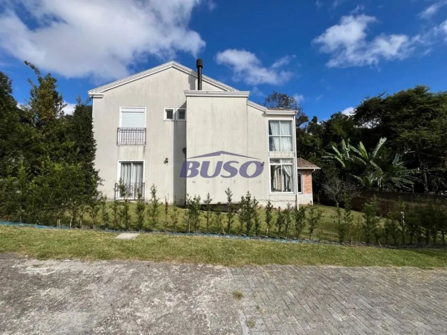 Lindíssima casa em condomínio fechado à venda em Colombo - junto à Natureza