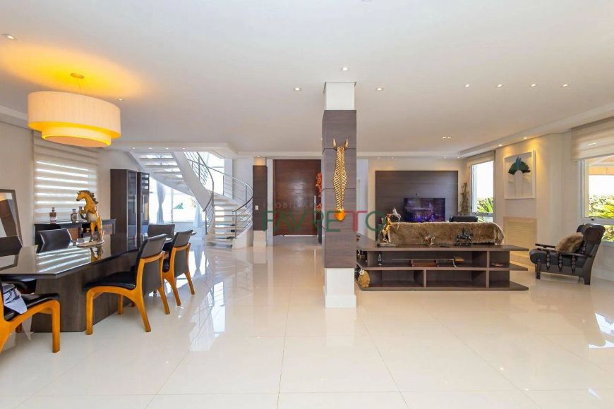 Casa a venda em Colombo
