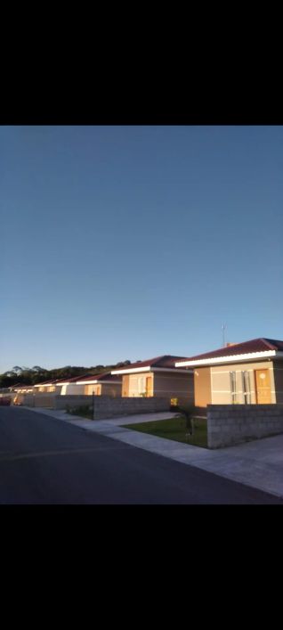 Imóvel para venda tem 70 metros quadrados com 3 quartos em Arruda - Colombo - PR