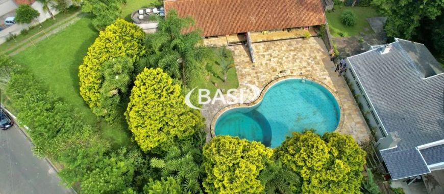 Casa com espaço Verde à Venda em Colombo (10 minutos da BR 116)