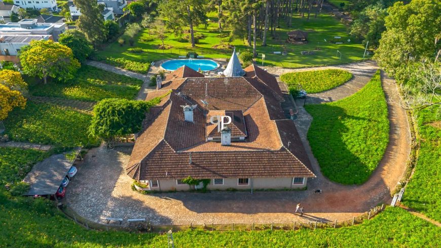 Castelo à venda no bairro Alphaville Graciosa, PINHAIS - PR