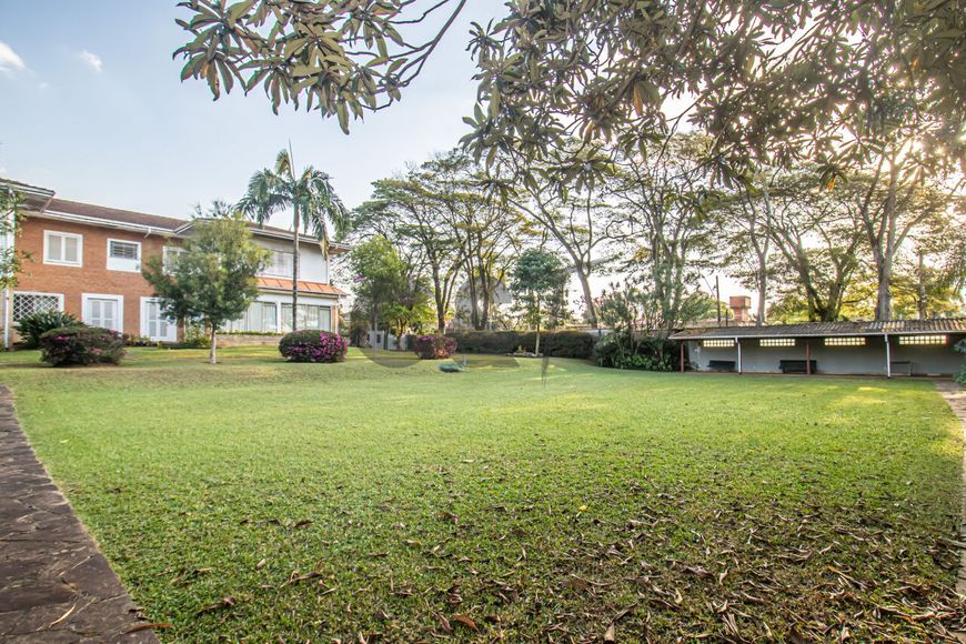 Sobrado Residencial com 6 Dormitórios (2 Suítes) à venda no Alto da Boa Vista, São Paulo-SP