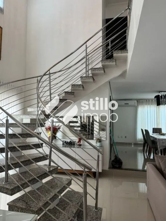CASA DUPLEX PARA VENDA NO CONDOMÍNIO LARANJEIRAS PREMIUM (P)