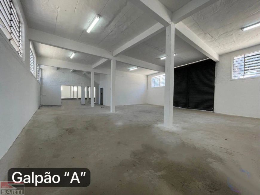 GALPÃO REFORMADO , BAIRRO DO LIMÃO , AMPLA METRAGEM , TERRENO COM 1.942 m² , ESTACIONAMENTO AMPLO