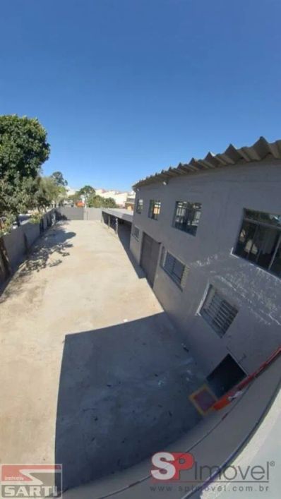 GALPÃO REFORMADO , BAIRRO DO LIMÃO , AMPLA METRAGEM , TERRENO COM 1.942 m² , ESTACIONAMENTO AMPLO