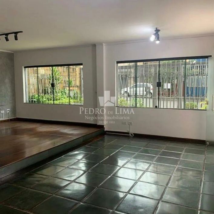 Sobrado Frontal, 3 quartos, 2 suítes, 3 vagas, Vila Carrão
