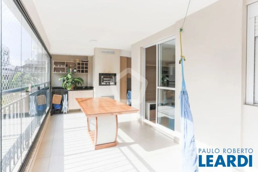APARTAMENTO - BARRA FUNDA - SP