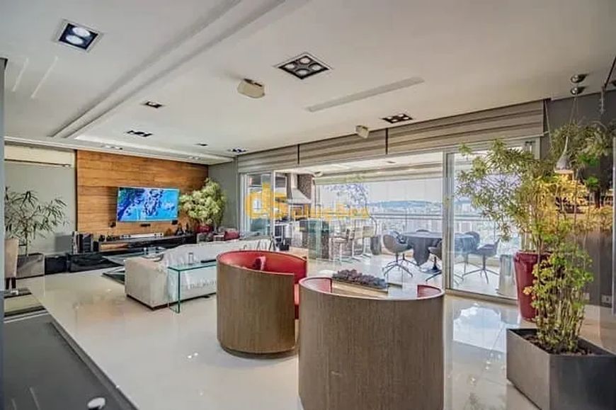 Apartamento de alto padrão para locação e venda na Vila Romana com 206m², 4 dormitórios sendo 3 suí