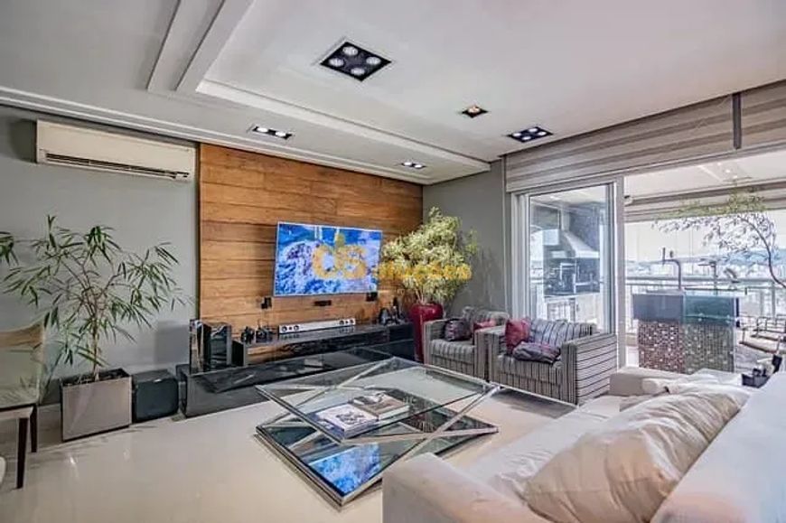 Apartamento de alto padrão para locação e venda na Vila Romana com 206m², 4 dormitórios sendo 3 suí