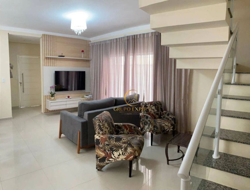 Sobrado 190 m² 4 quartos a venda em condomínio no Pq. Califórnia em Jacareí!