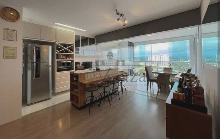 Apartamento para venda tem 98 metros quadrados com 3 quartos em Jardim Califórnia - Jacareí - SP