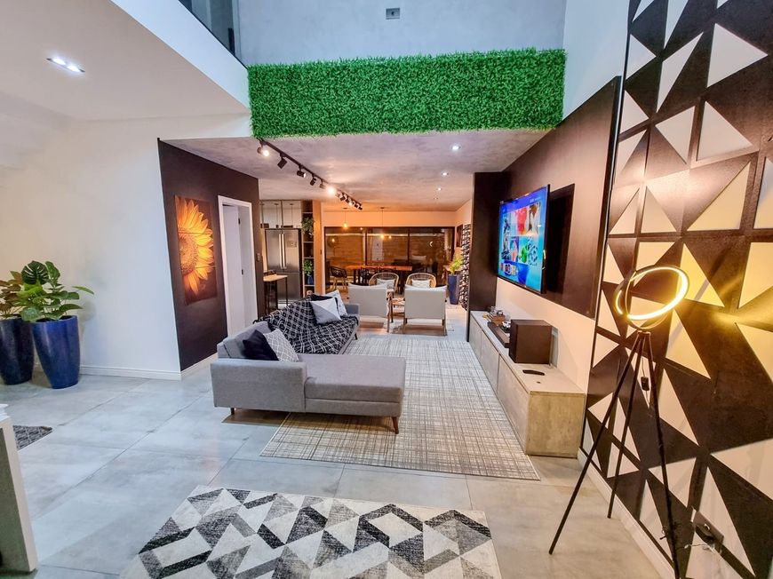 Sobrado á venda Vivva Jacareí/ Villa Branca
