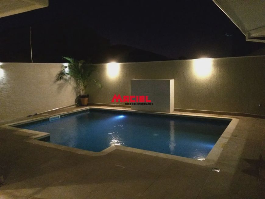 Casa Condomínio em Jacareí