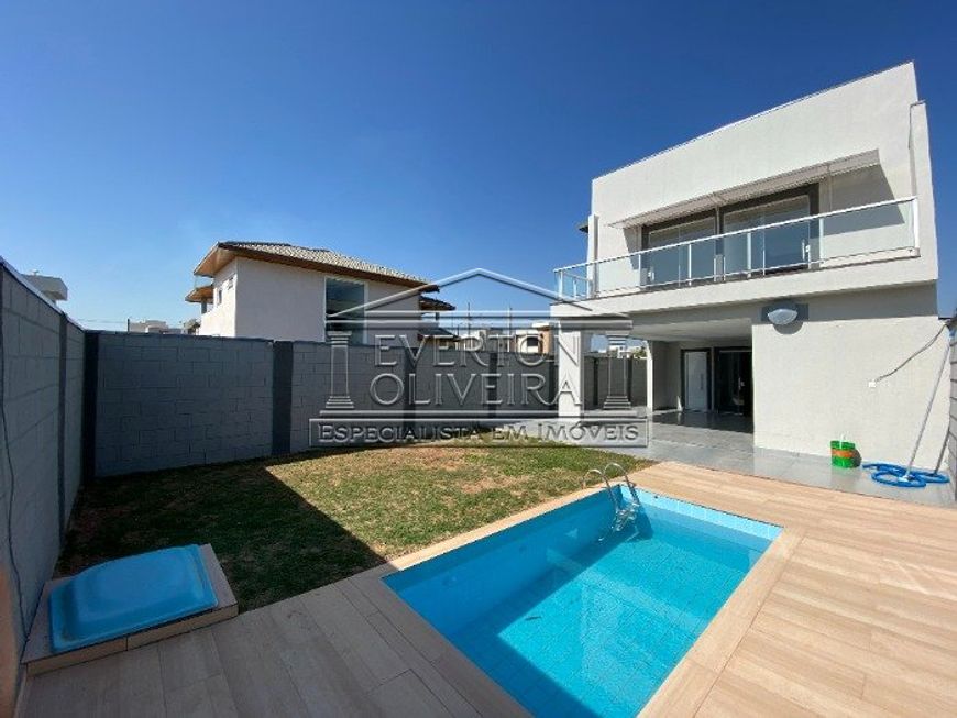 Casa com 4 dormitórios no Condomínio Bosque dos Manacás no Jardim Jacinto - Jacareí - COD 15554