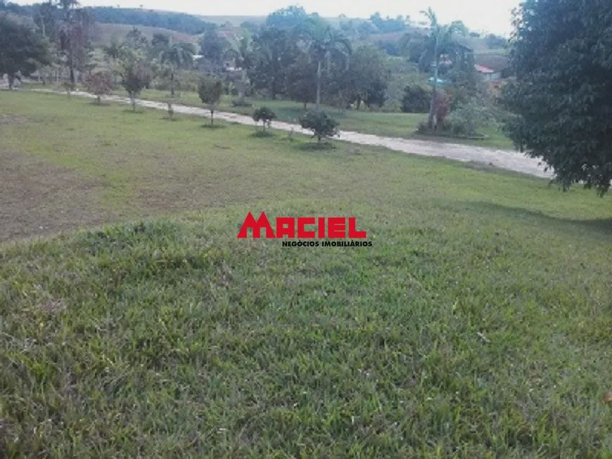 Chácara com ESCRITURA, regularizado em Jacareí