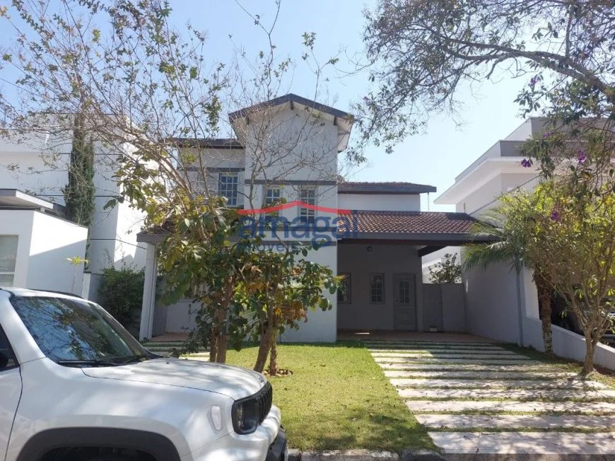 Casa com 4 quartos para venda no Sunset Garden em Jacarei - SP