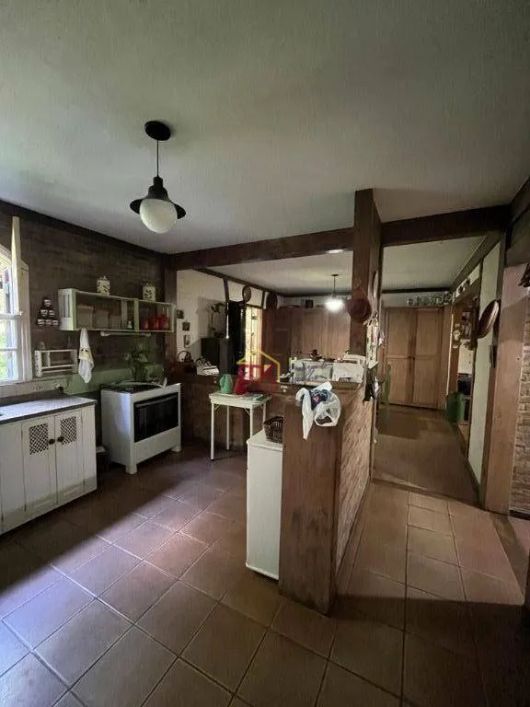 Chácara com 5 dormitórios à venda, 36000 m² por R$ 2.000.000,00 - Rio Comprido - Jacareí/SP