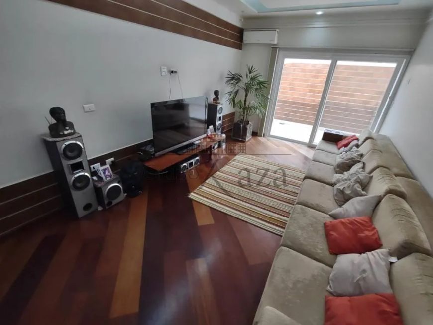 Casa Condomínio - Villa de Sant'anna - 3 Dormitórios - 479m² - Aceita Permuta.