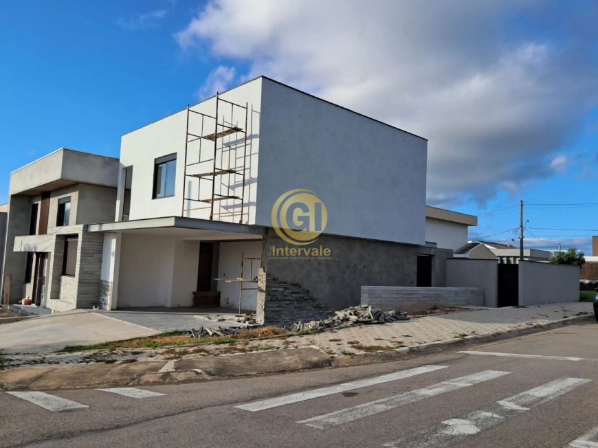 Casa com 4 suites e area gourmet completa no condominio vivva
