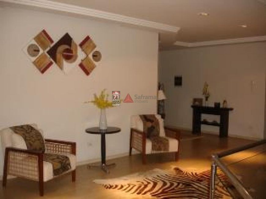 Casa Padrão em Jacareí