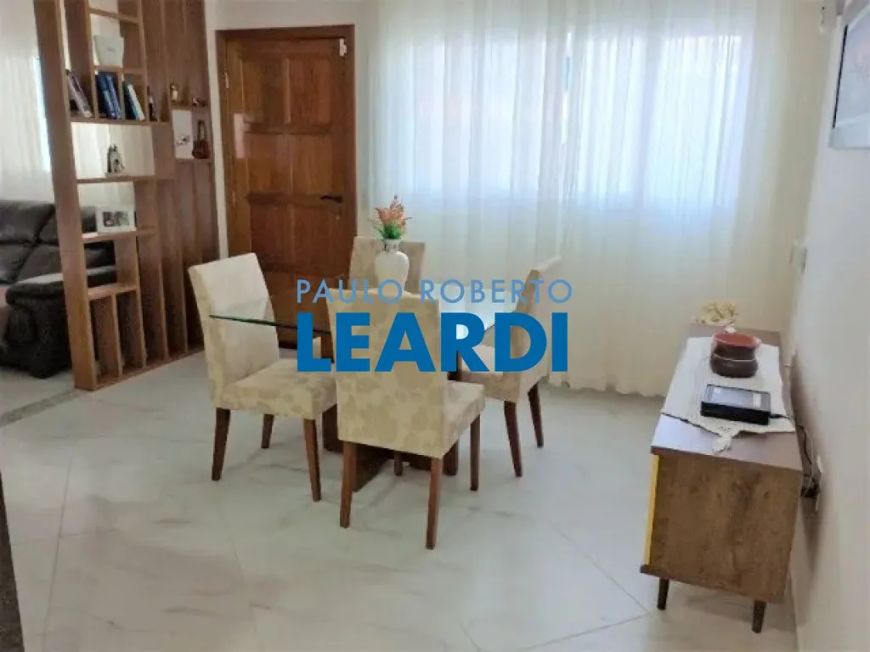 CASA ASSOBRADADA - RESIDENCIAL SANTA PAULA - SP