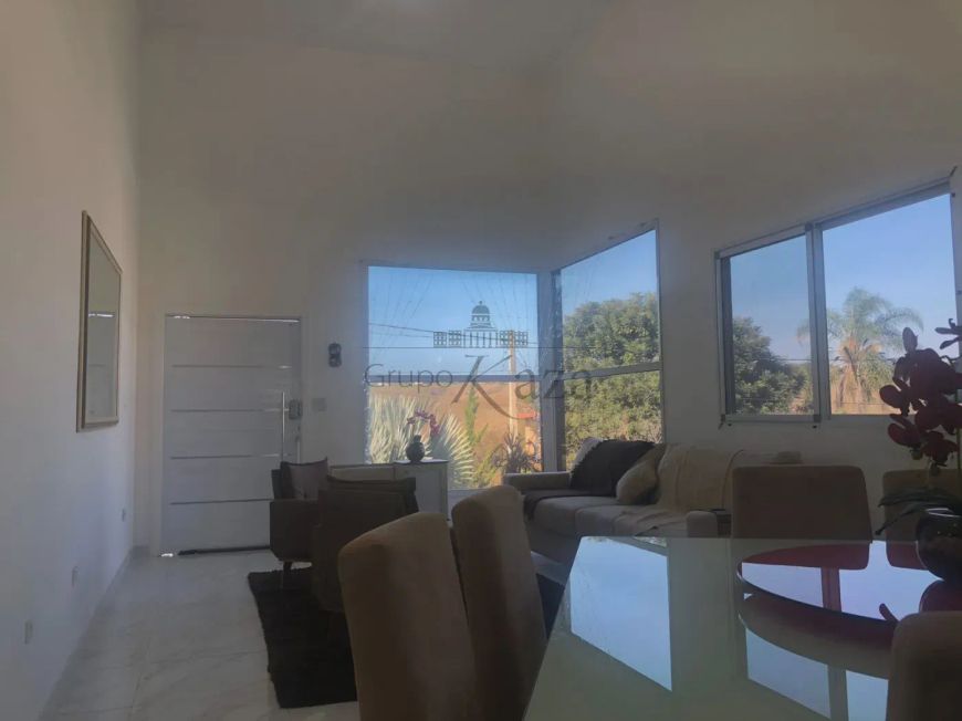 Oportunidade - Casa em Condomínio - Condomínio Mirante do Vale - 5 Dormitórios - 270m².