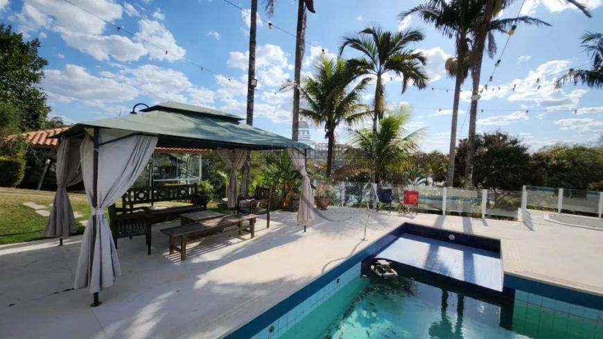 Casa Condomínio - Igaratá - Condomínio Recanto dos pássaros - 6 Dormitórios - 780m².