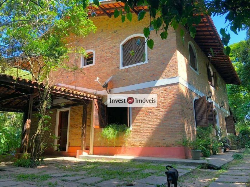 Refúgio Rústico: Seu Santuário Particular em Jacareí
