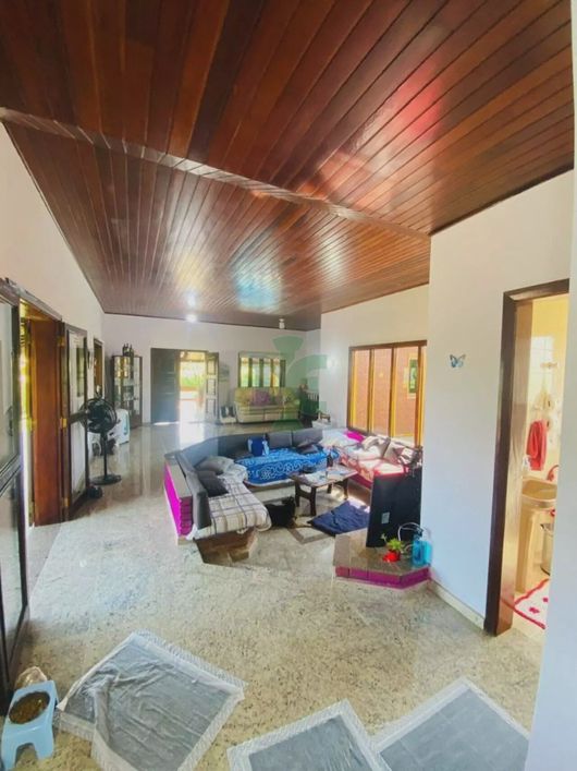 Chácara com 5 quartos, 3.190 m², à venda por R$ 2.780.000- Chácaras Condomínio Recanto Pássaros II -