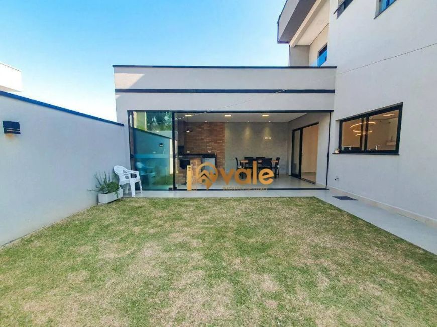 Casa à venda 215m2 Condomínio Vivva Jacareí SP