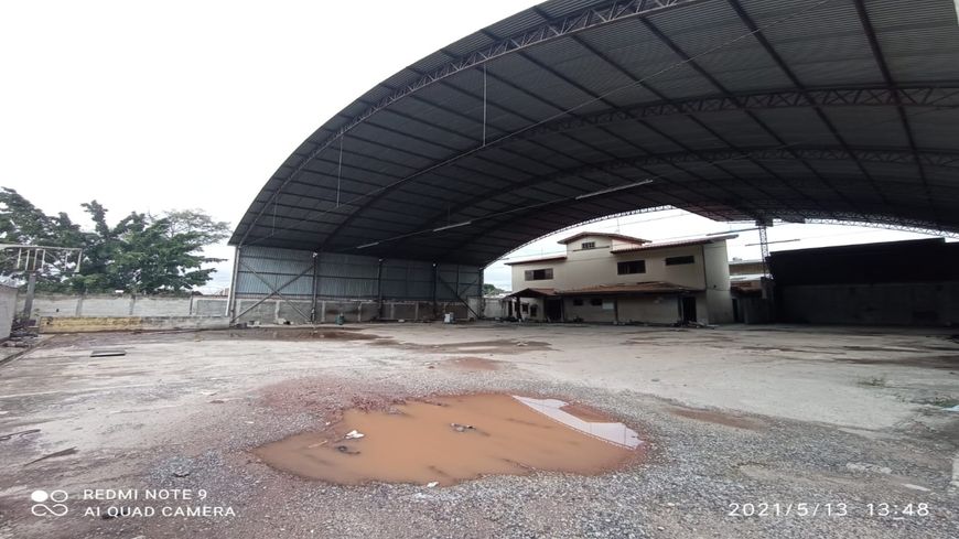 GALPÃO COMERCIAL PARA VENDA E LOCAÇÃO EM JACAREÍ.