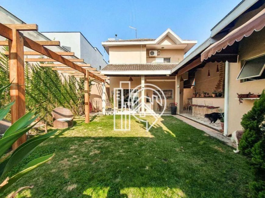 Sobrado 240m2 à venda Terras de Santa Helena Jacareí SP