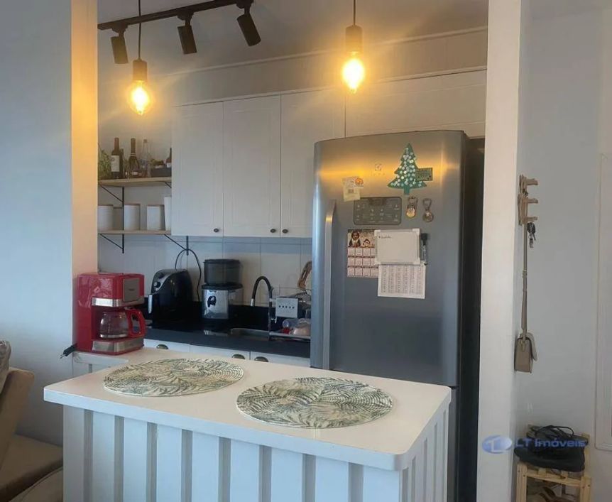 Apartamento com 2 dormitórios à venda, 62 m² por R$ 330.000,00 - Pagador de Andrade - Jacareí/SP