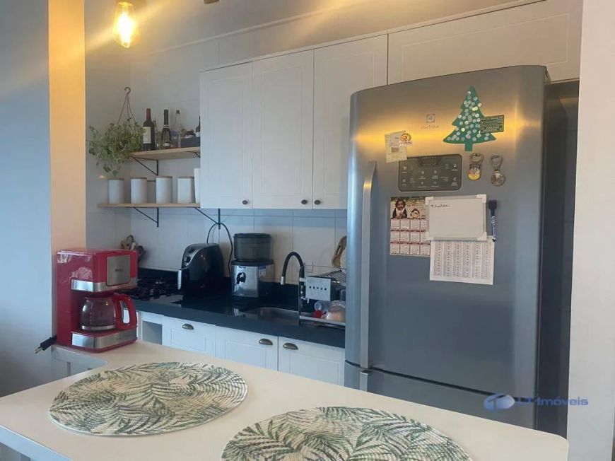Apartamento com 2 dormitórios à venda, 62 m² por R$ 330.000,00 - Pagador de Andrade - Jacareí/SP