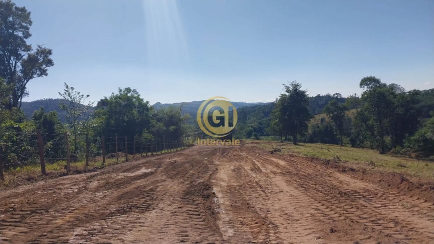 TERRENO RURAL PARA VENDA COM 1.000,00 METRÔS SENTIDO IGARATA NA CIDADE DE JACAREI-SP