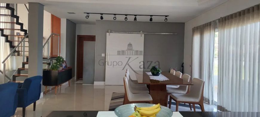 Oportunidade - Casa em Condomínio - Condomínio Jardim Terras de Santa Helena - 3 Dormitórios - 300m²