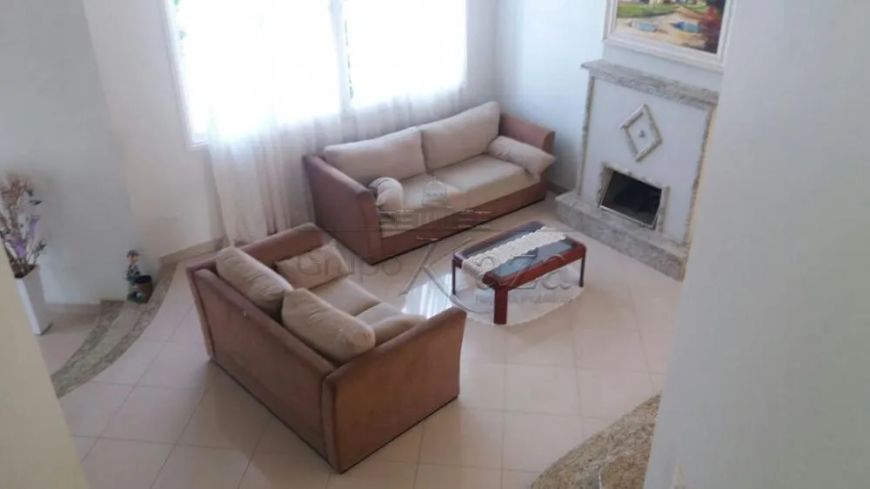 Casa Condomínio em Jacareí