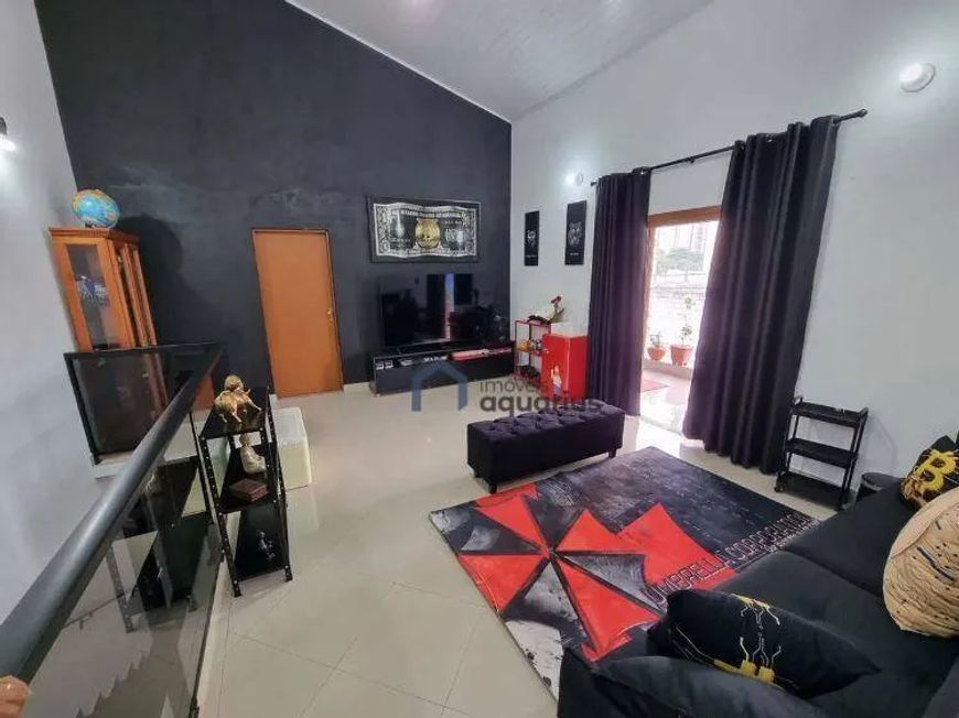 Sobrado com 4 dormitórios à venda, 370 m² por R$ 1.198.000 - Jardim Pereira do Amparo - Jacareí/SP