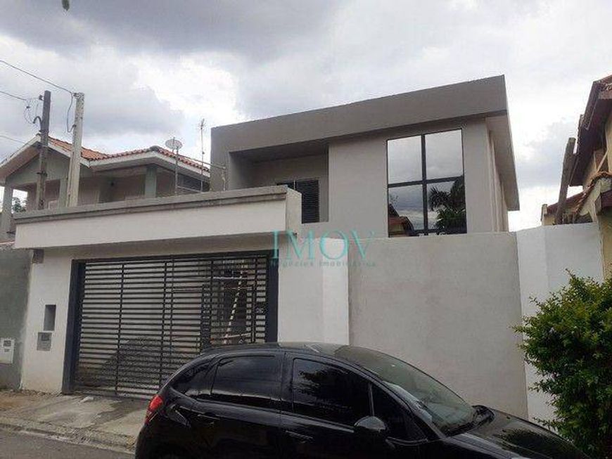 Sobrado à venda, 212 m² por R$ 970.000,00 - Villa Branca - Jacareí/SP