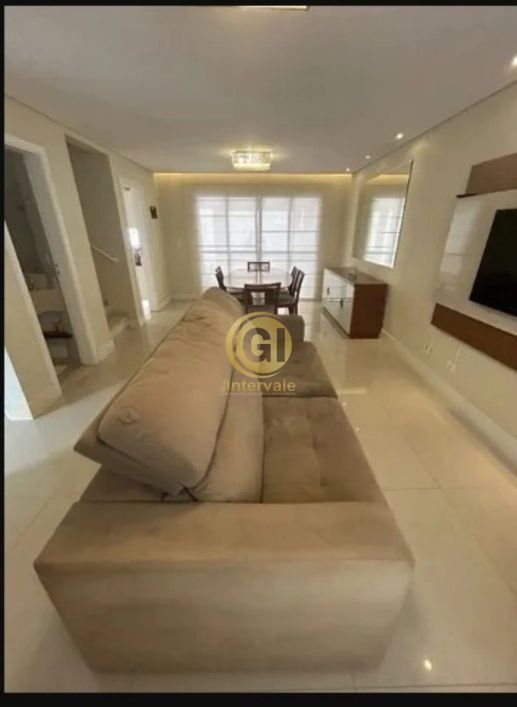 Casa em Condomínio - Loteamento Villa Branca - Home &amp;amp; Club Villa Branca - 4 Dormitórios - 190m².