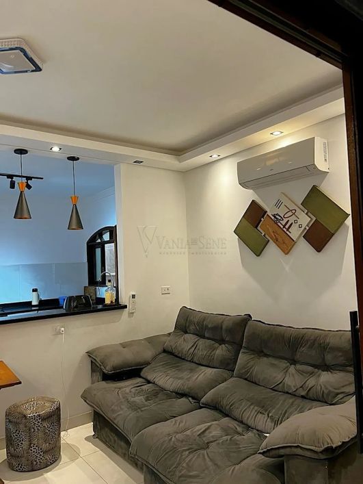 Casa à Venda no Jardim Santa Marina - Jacareí/SP