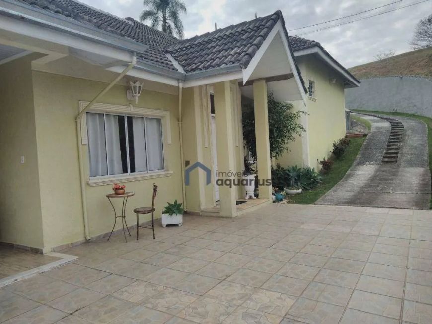 Casa com 4 dormitórios à venda, 381 m² por R$ 2.230.000,00 - Parque Mirante Do Vale - Jacareí/SP