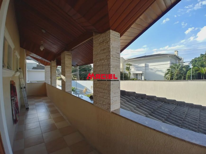 Casa no condomínio VILLAS DE SANTANA em Jacareí, aceita permuta!