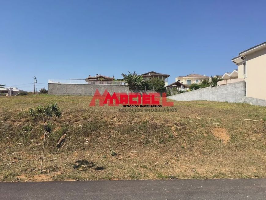 Terreno Condomínio em Jacareí