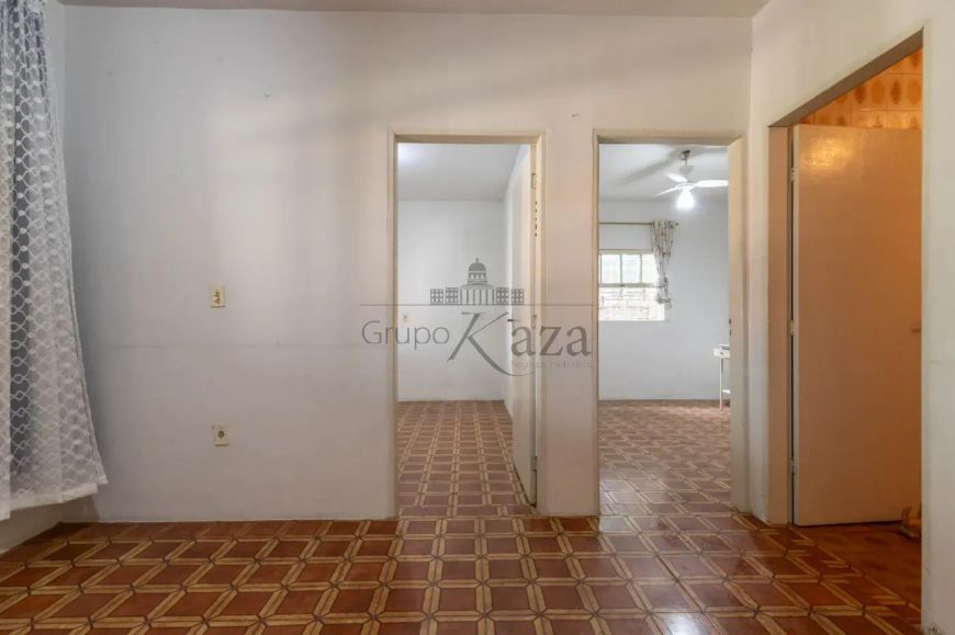 Casa Residencial - Jardim das Indústrias - 3 Dormitórios - 174,30m².