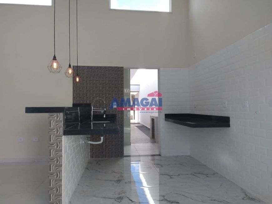 Lindo imóvel novo com 3 quartos para venda no Villa Branca
