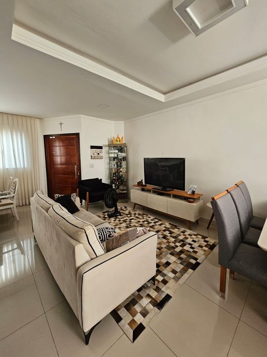 🏠 Sobrado no bairro do Vila Branca! 140 m2