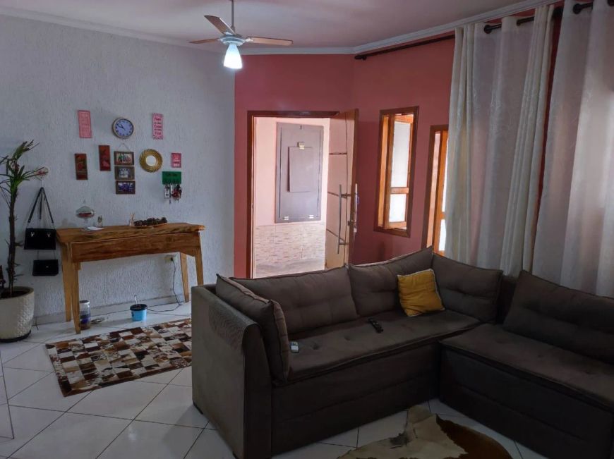 Imóvel para venda possui 115 metros quadrados com 3 quartos