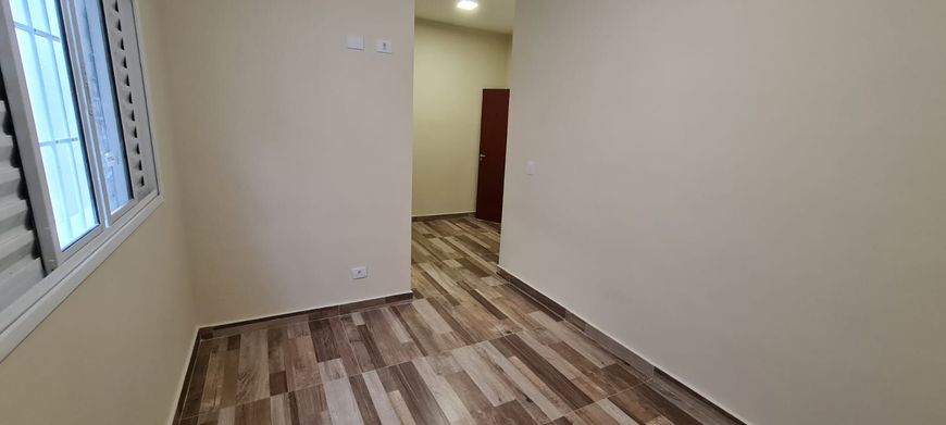 Térrea para venda possui 110 metros quadrados com 3 quartos