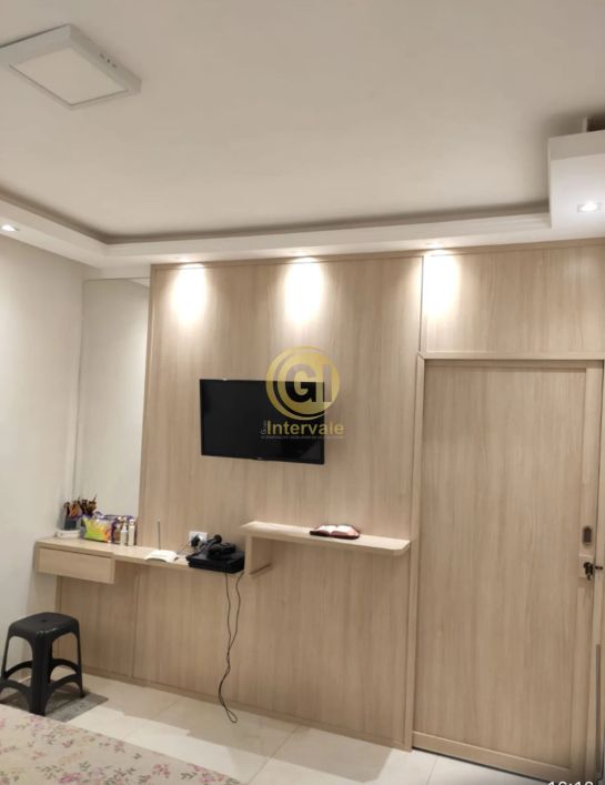 CASA RESIDENCIAL em JACAREÍ - SP, BANDEIRA BRANCA